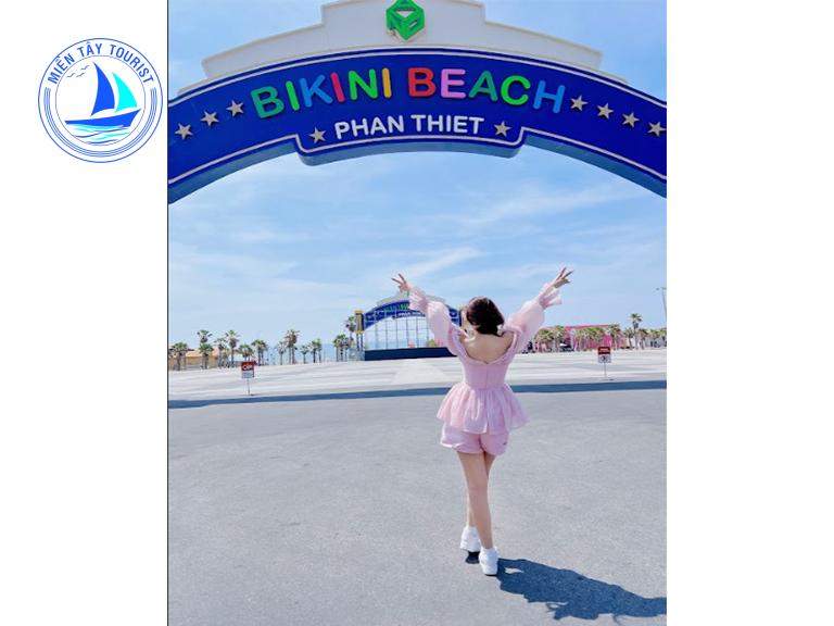 tham quan bikini beach