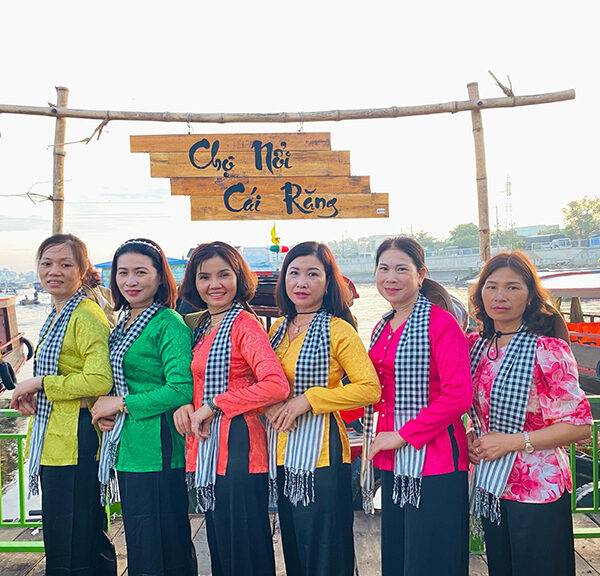 Chợ nổi Cái Răng