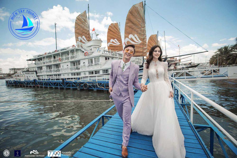 anh cuoi tren du thuyen