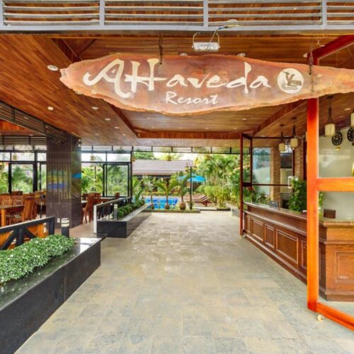 Khách Sạn AHAVEDA