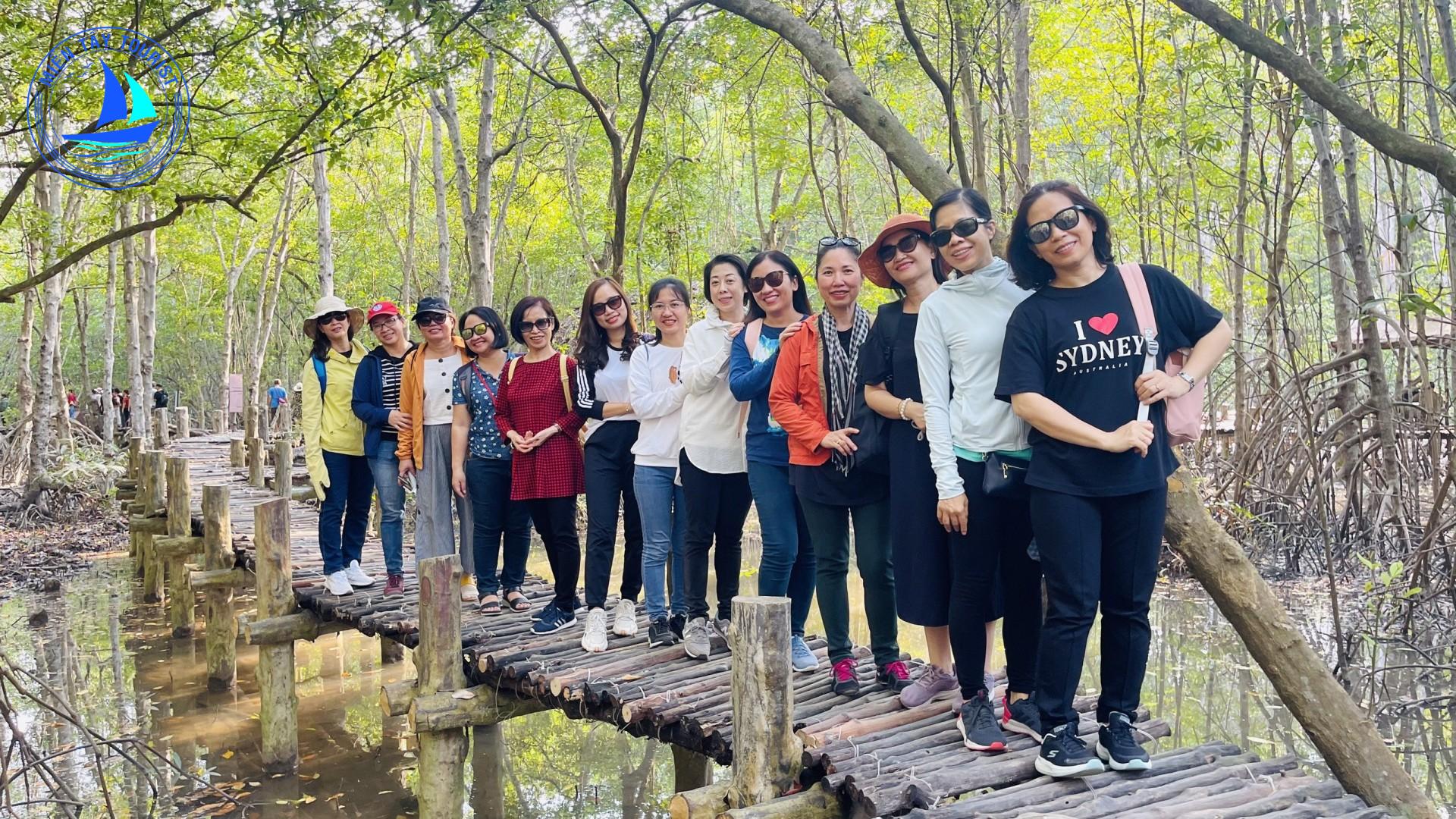 z2475135504558 534185ac7596d13199b31b6546a48208